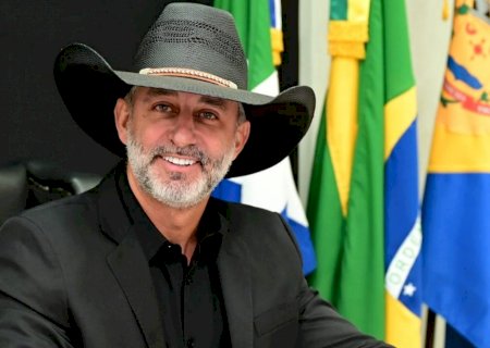 Prefeito de Ivinhema pede para população não jogar aguas nas ruas