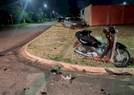 Motociclista fica em estado grave ao ser atingido por carro; motorista foi preso por omissão de socorro