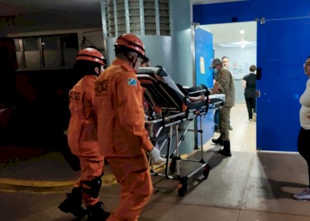 Adolescente de 17 anos é baleado com pistola 9 milímetros em conveniência em Dourados