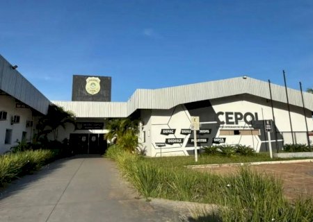 Criança de 7 anos é atingida por bala perdida dentro de casa