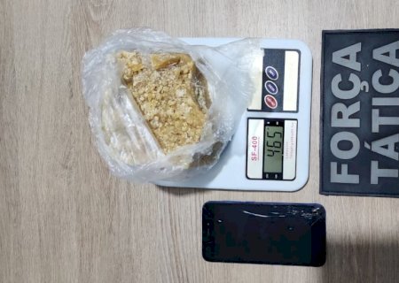 Angélica - Polícia Militar apreende 465 gramas de crak no centro comercial