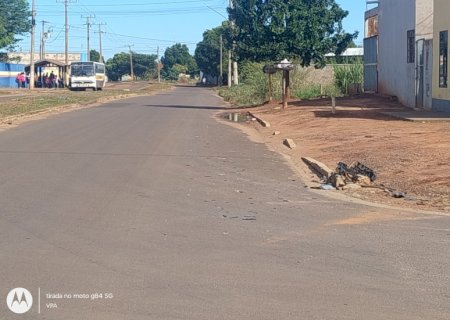 Motorista é encaminhado à delegacia após se envolver em acidente na Avenida Brasil