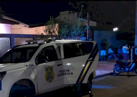 Homem é executado com três disparos de arma de fogo dentro de casa em Rio Brilhante