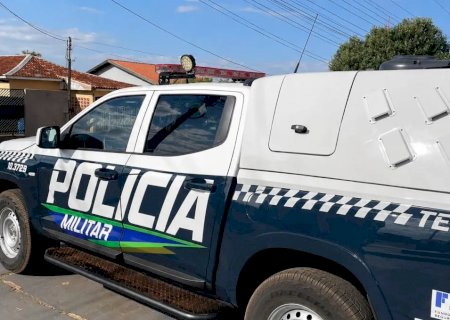 Filho é preso por violência psicológica, importunação sexual e danos contra a própria mãe em Glória de Dourados